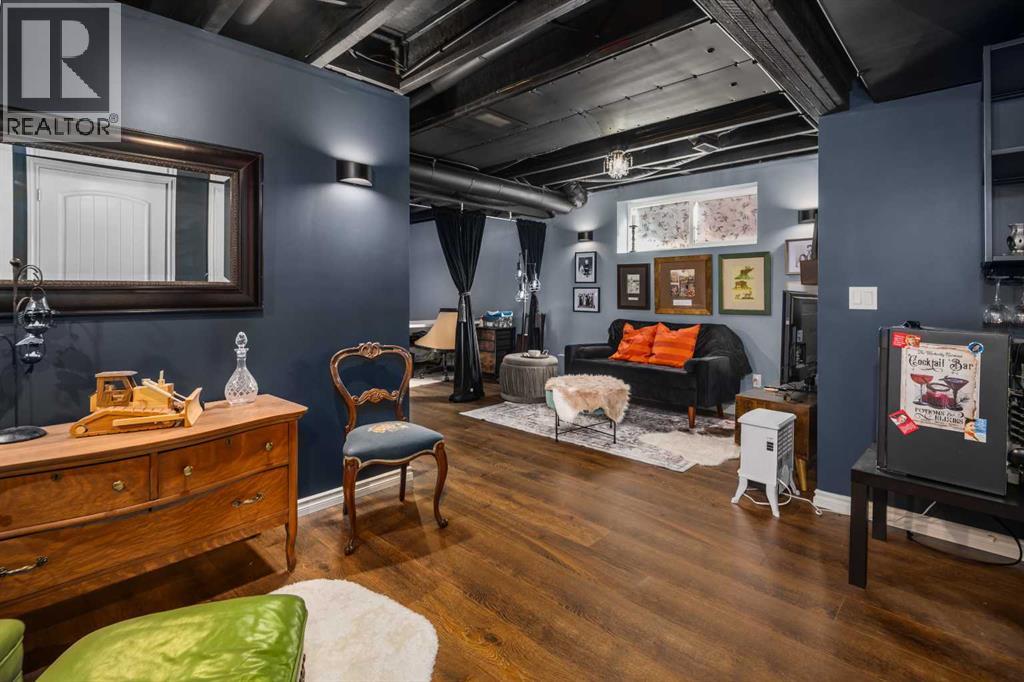 390 River Heights Crescent, Cochrane