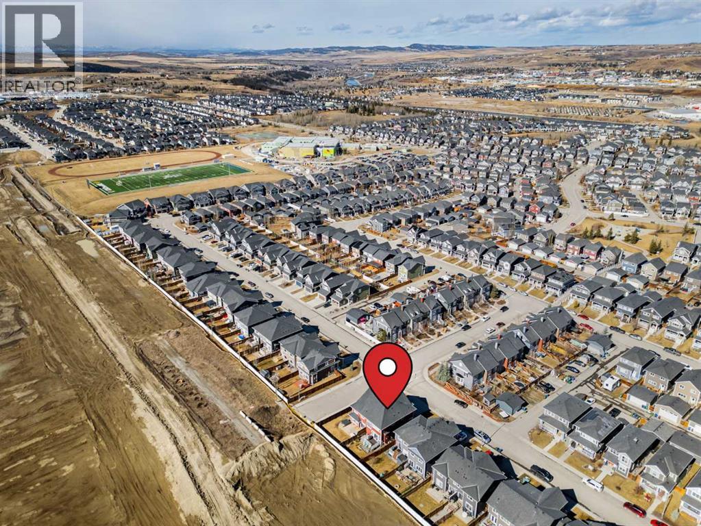 390 River Heights Crescent, Cochrane