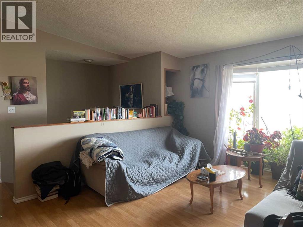 11500 112 AVE. - 4