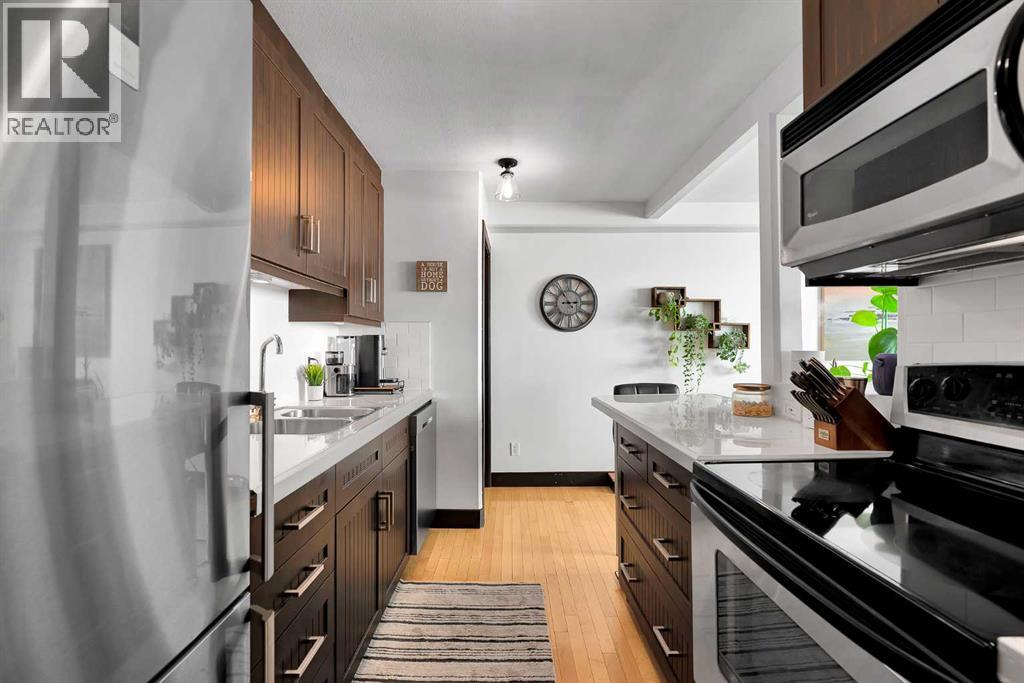 305, 2417 17 Street SW photo 14