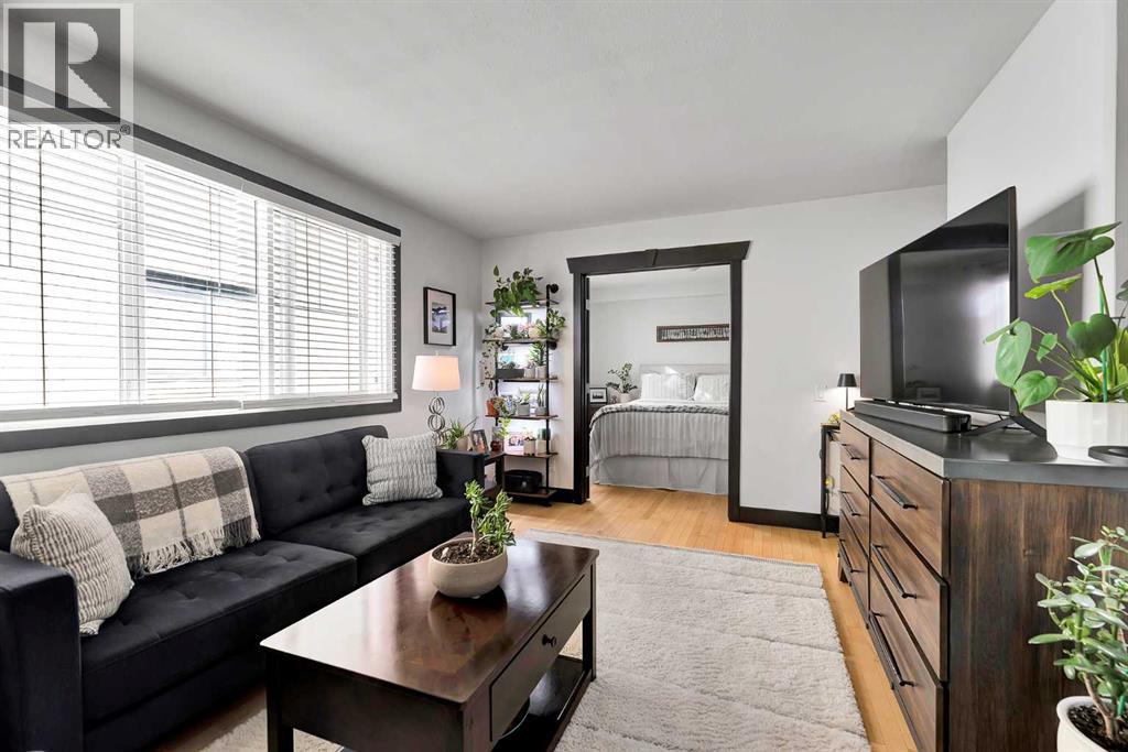 305, 2417 17 Street SW photo 10