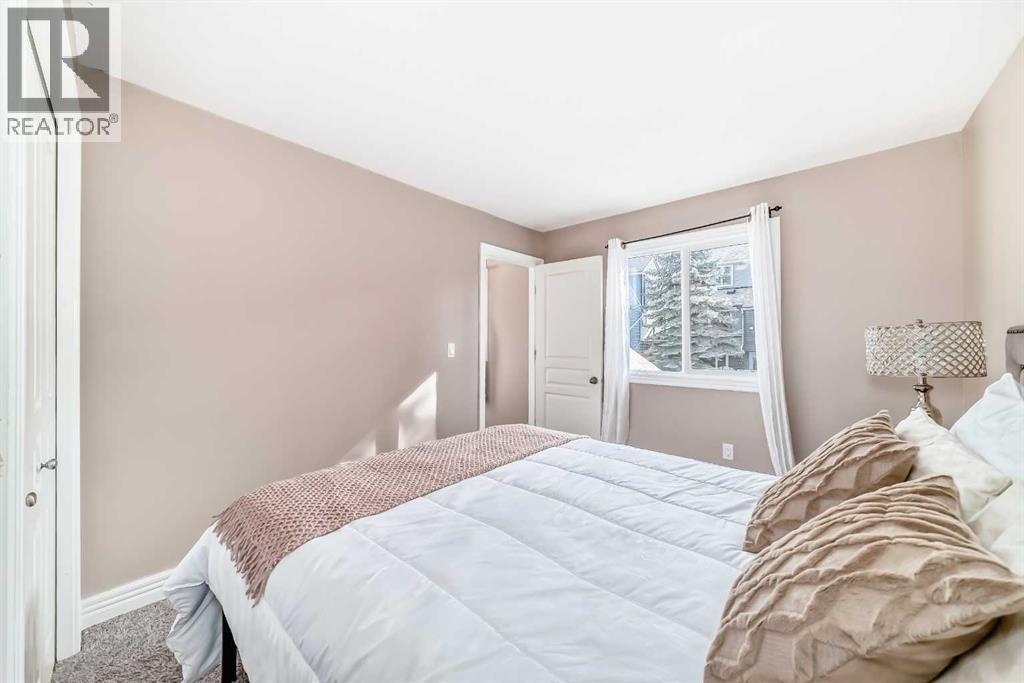 Single Family House for Sale in   Glamis Green SW Glamorgan Calgary 