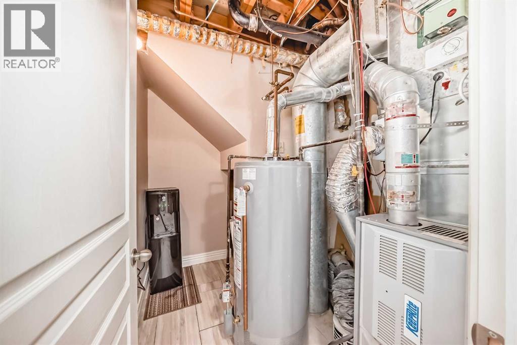 Single Family House for Sale in   Glamis Green SW Glamorgan Calgary 