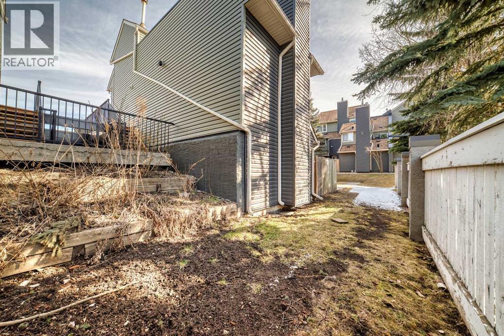 Single Family House for Sale in   Glamis Green SW Glamorgan Calgary 