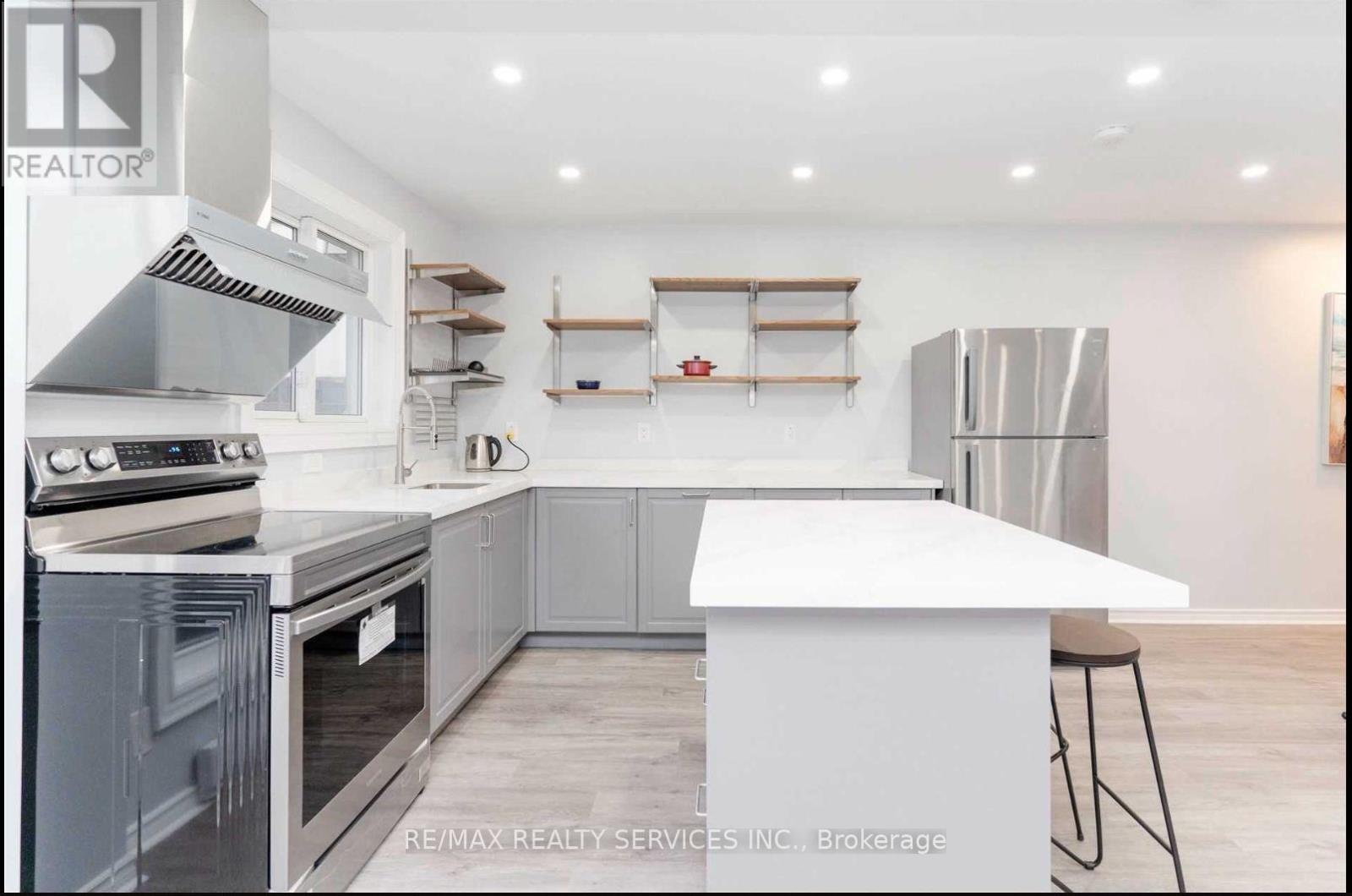 137 - 1100 OXFORD STREET