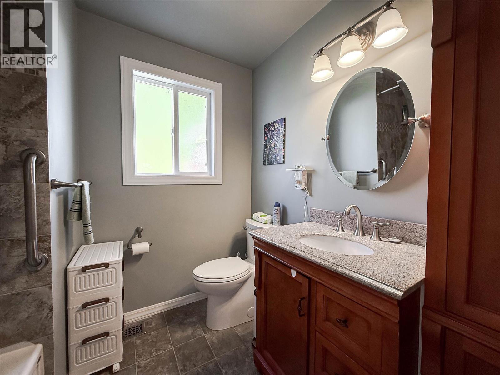 390 9th Avenue, Montrose