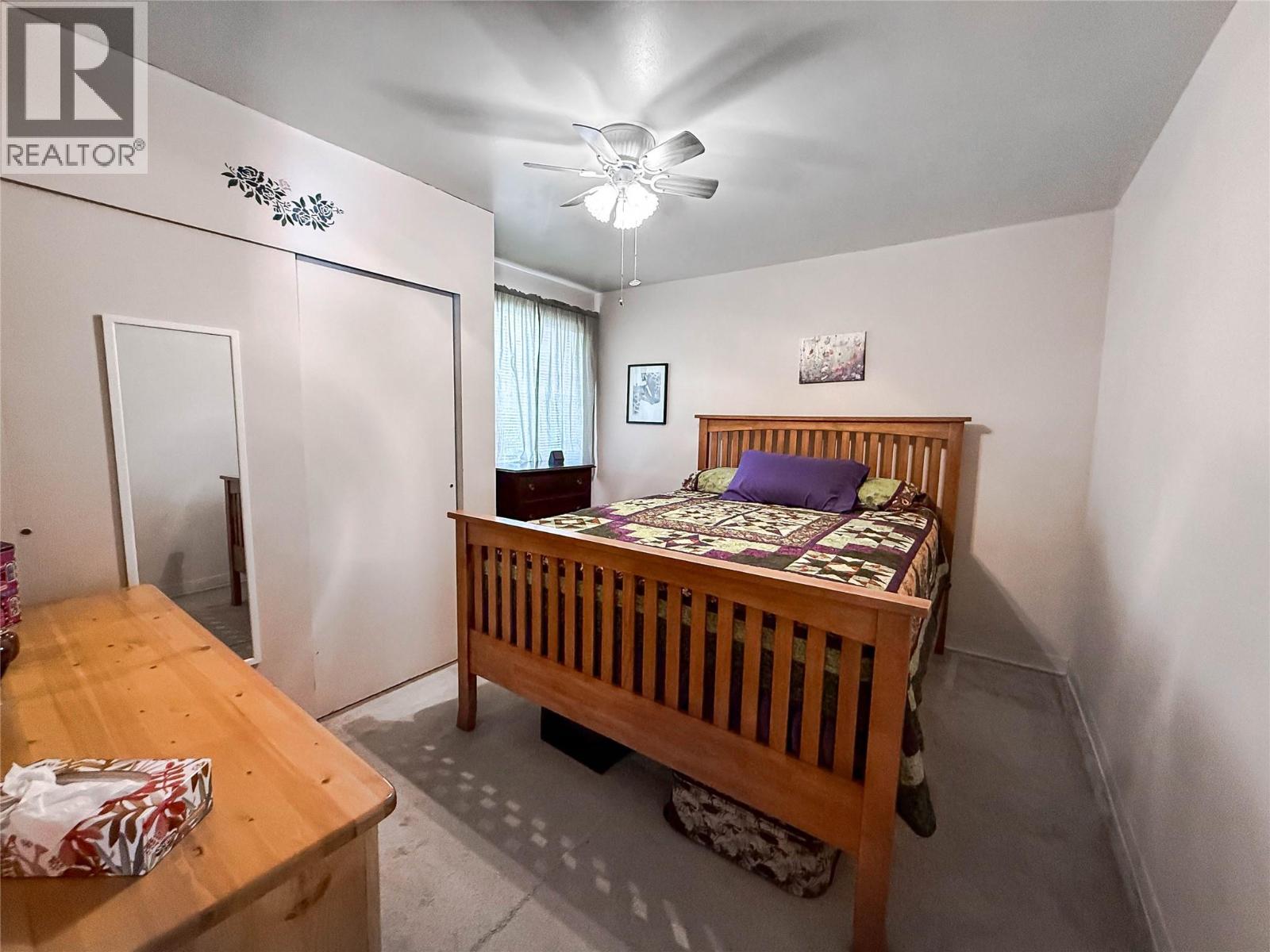 390 9th Avenue, Montrose