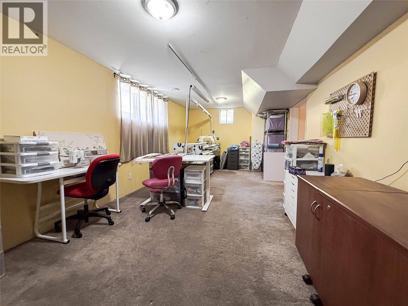 390 9th Avenue, Montrose