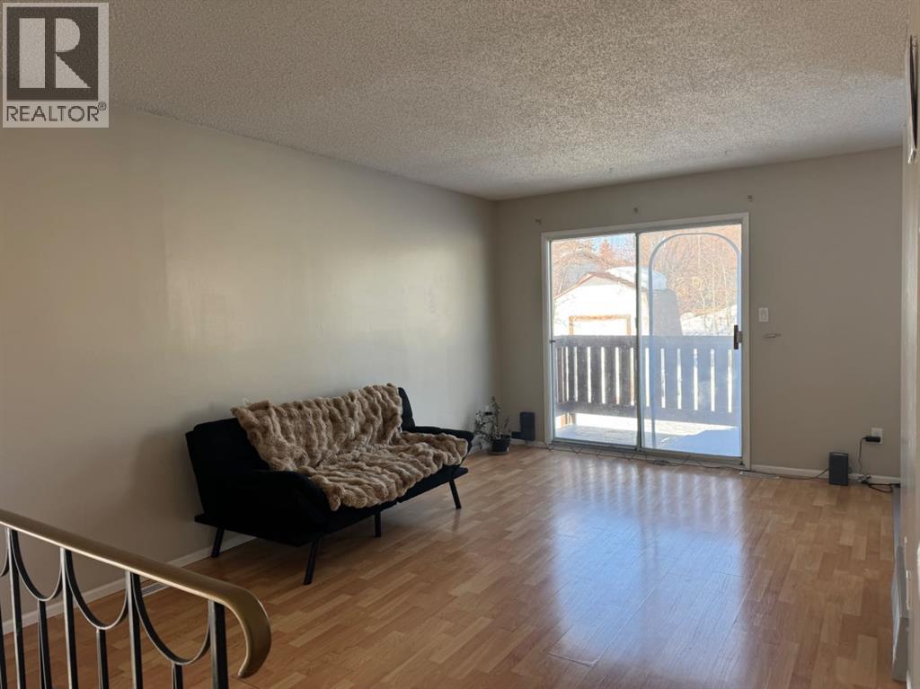 10300 105 AVENUE - 16