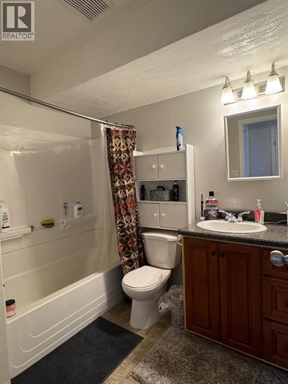 10300 105 AVENUE - 14