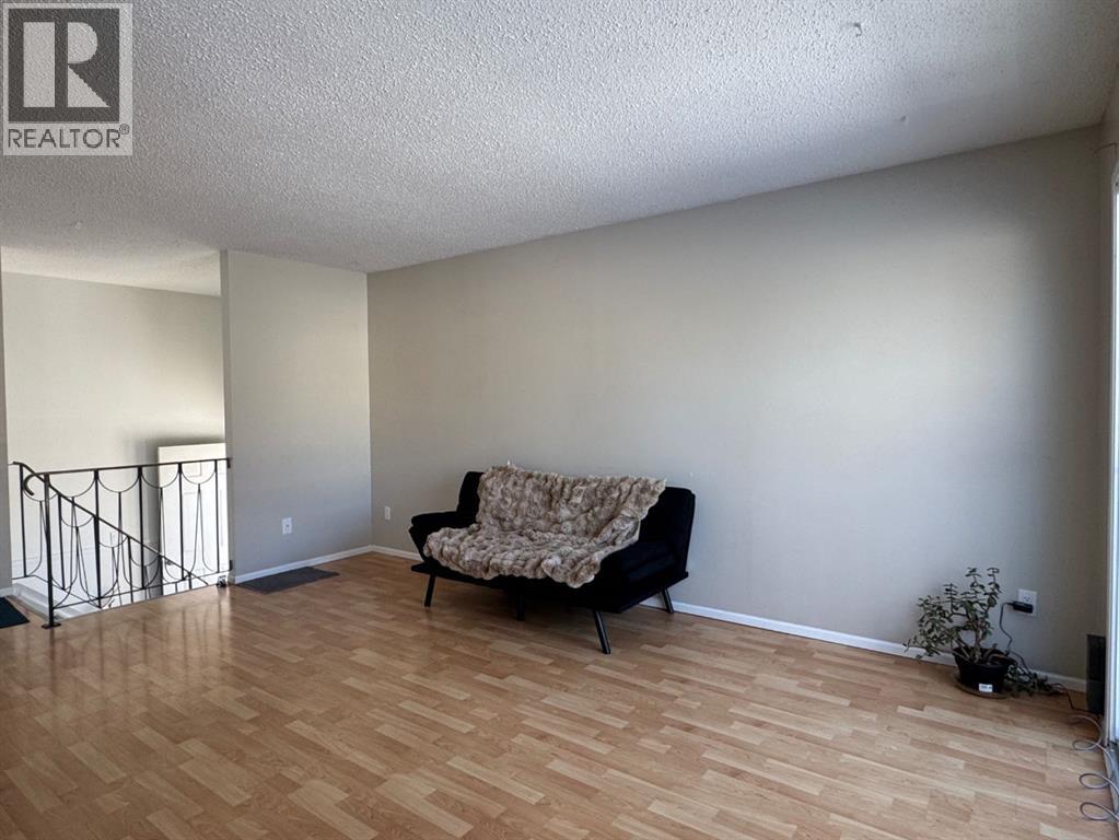 10300 105 AVENUE - 17