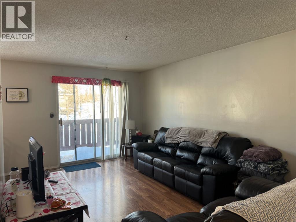 10300 105 AVENUE - 41