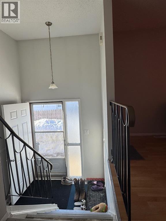 10300 105 AVENUE - 25