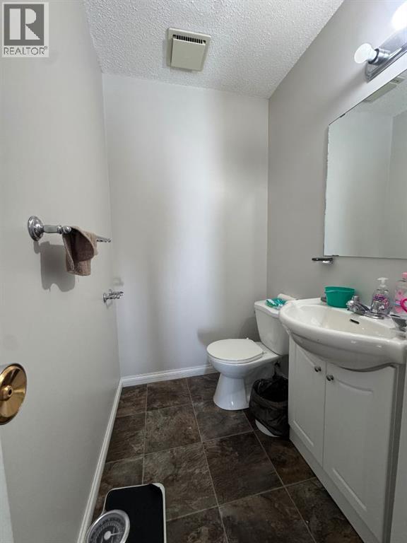 10300 105 AVENUE - 32