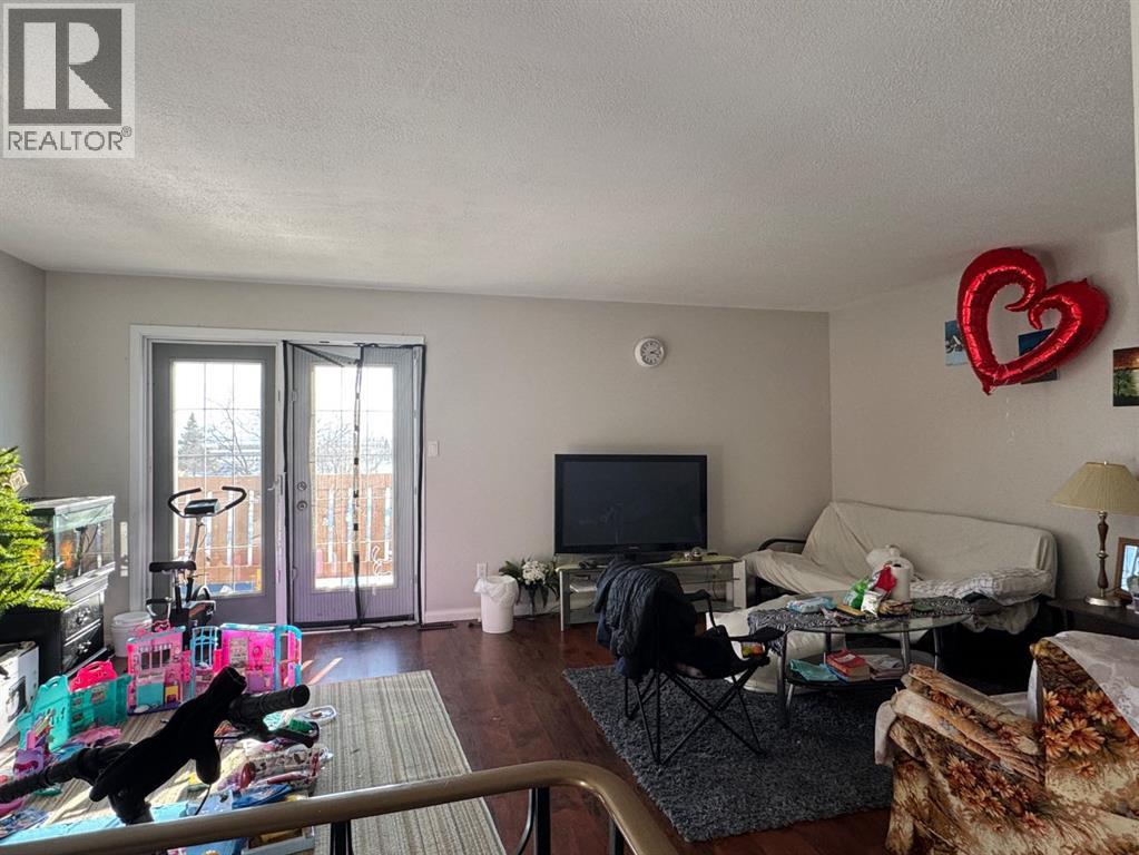 10300 105 AVENUE - 31