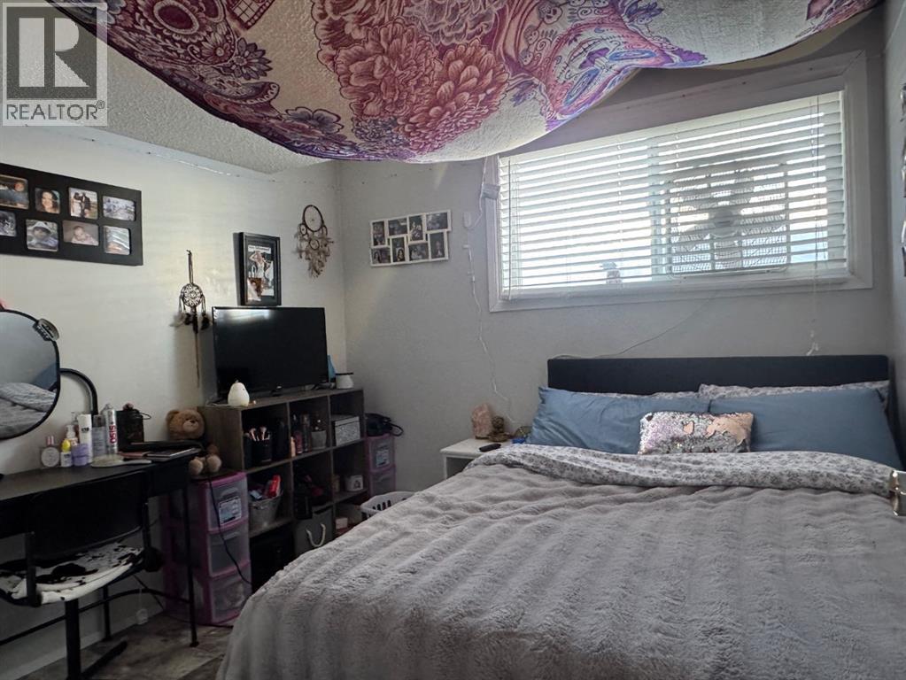 10300 105 AVENUE - 48