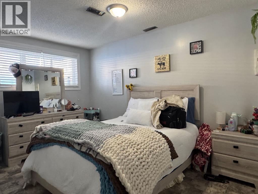 10300 105 AVENUE - 49