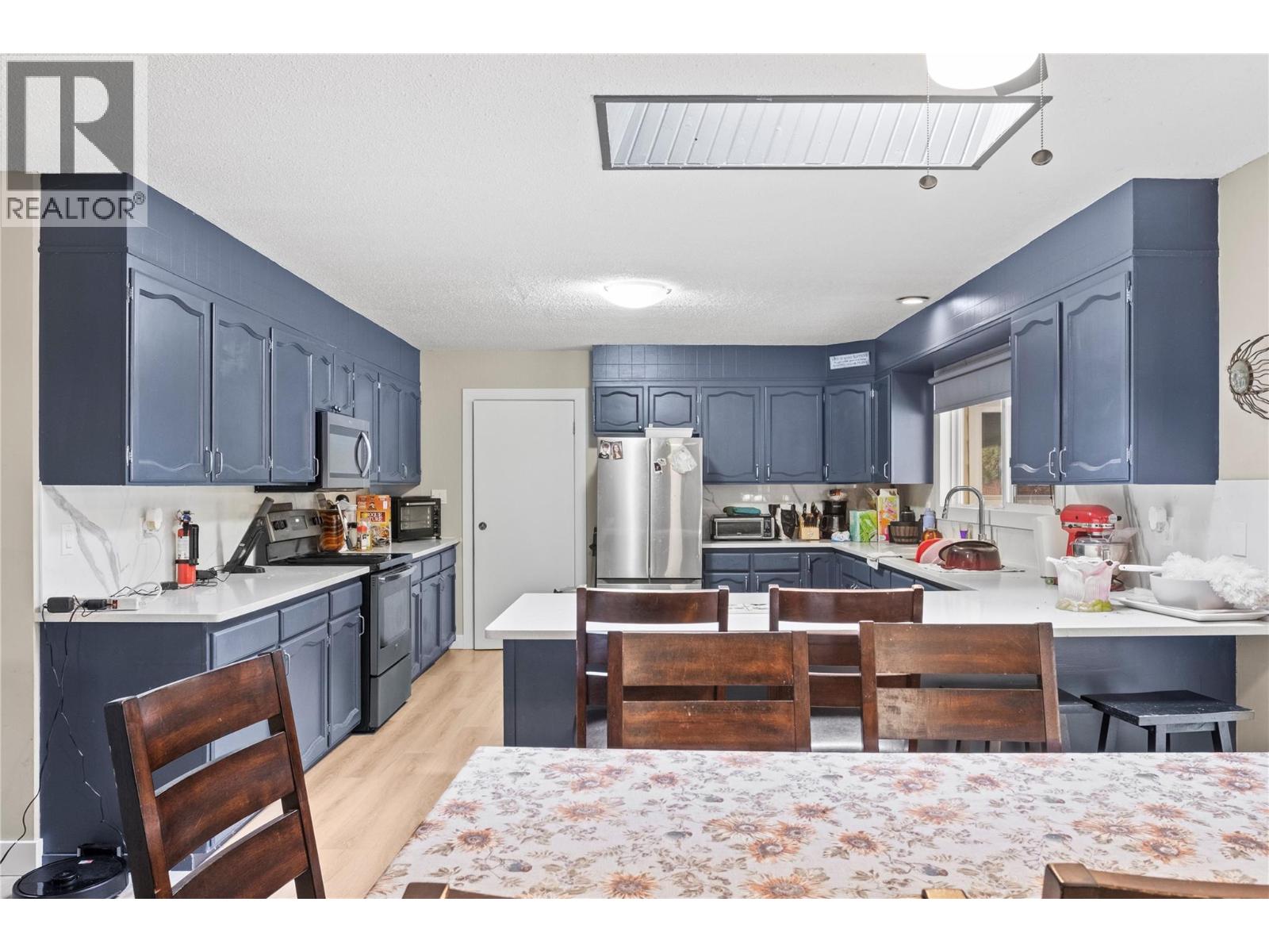6699 Scott Road - 6
