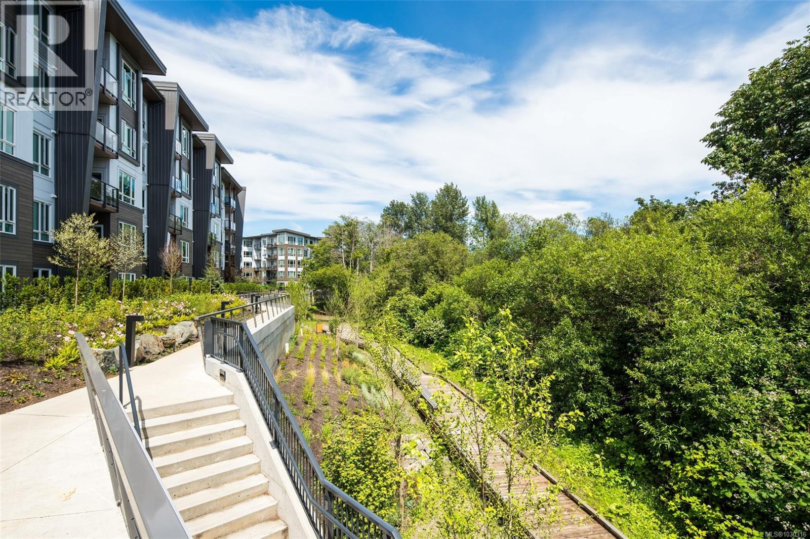 530 920 Reunion Avenue, Langford