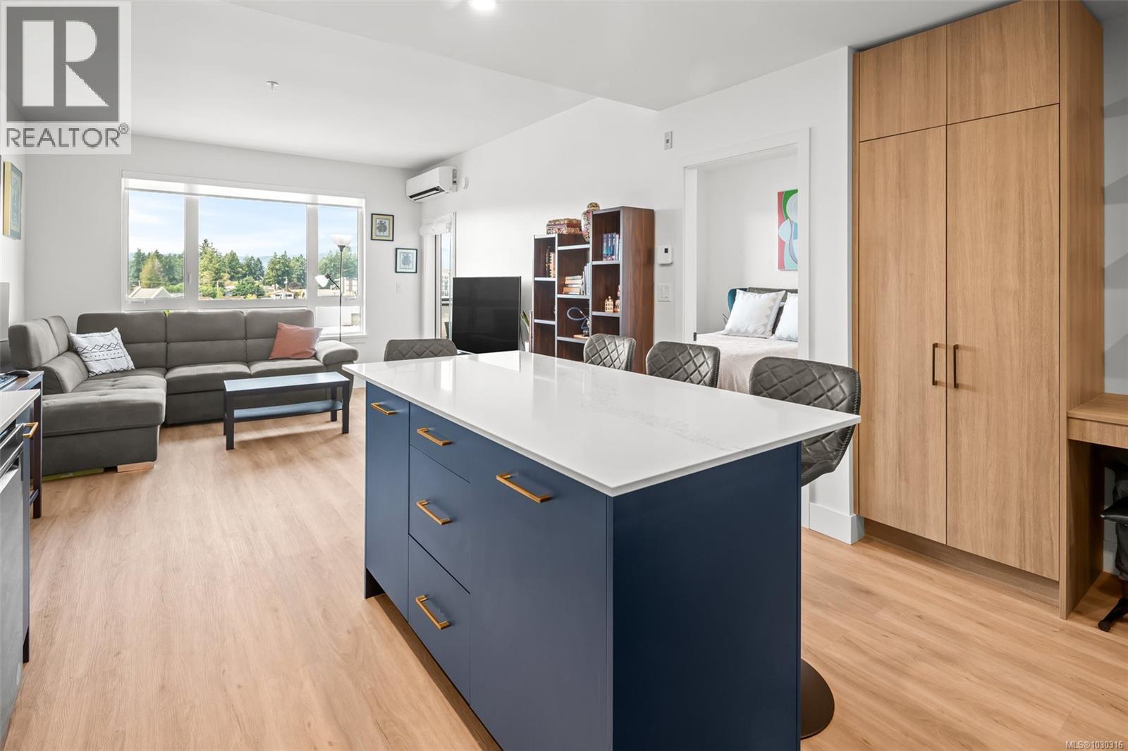 530 920 Reunion Avenue, Langford