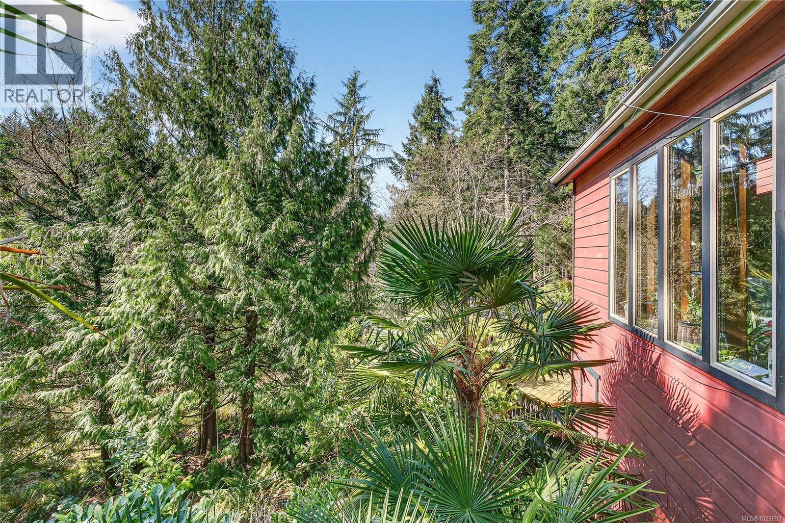 2470 NORTH END RD - 40