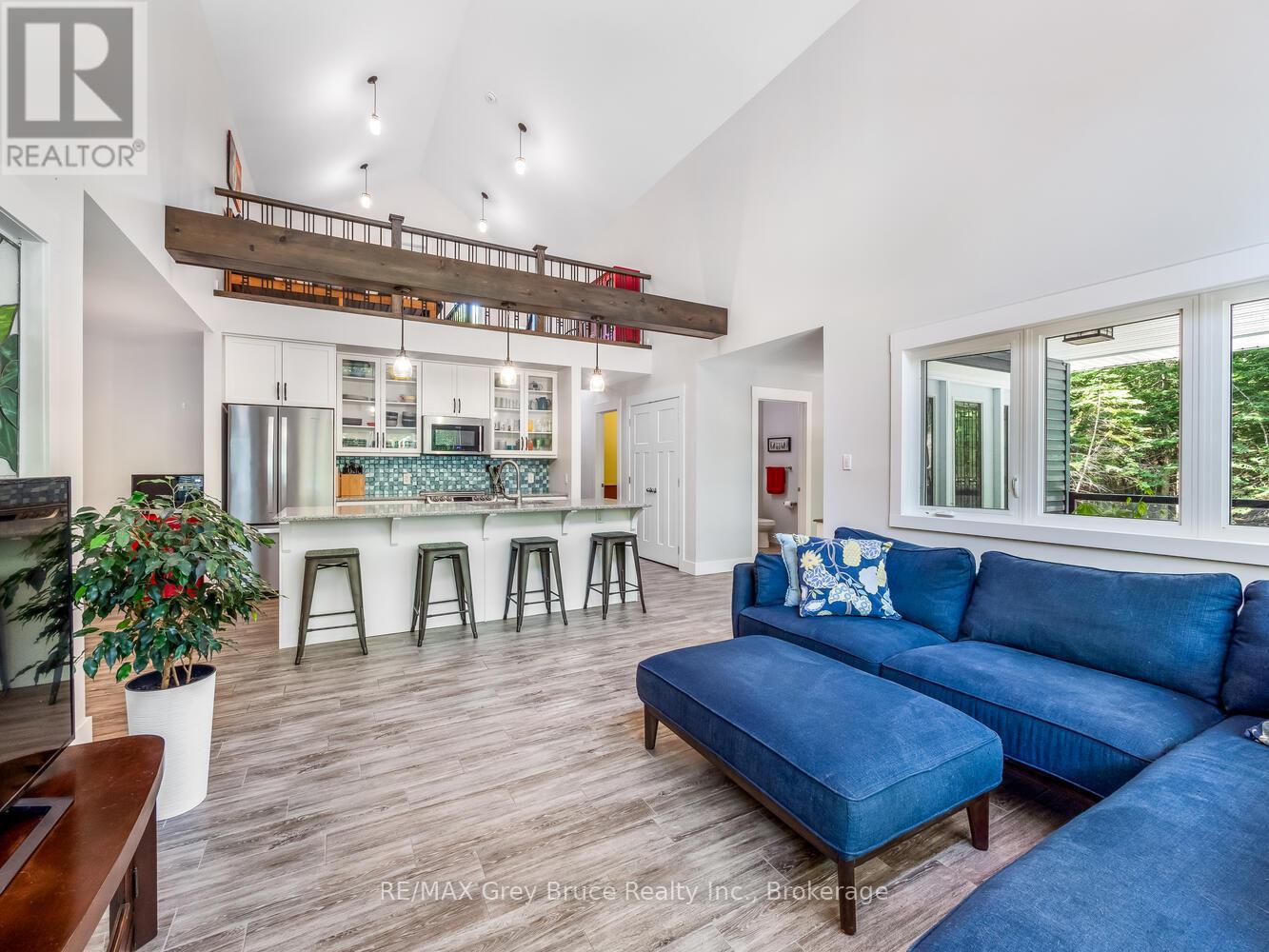 110 MAPLE GOLF CRESCENT - 20