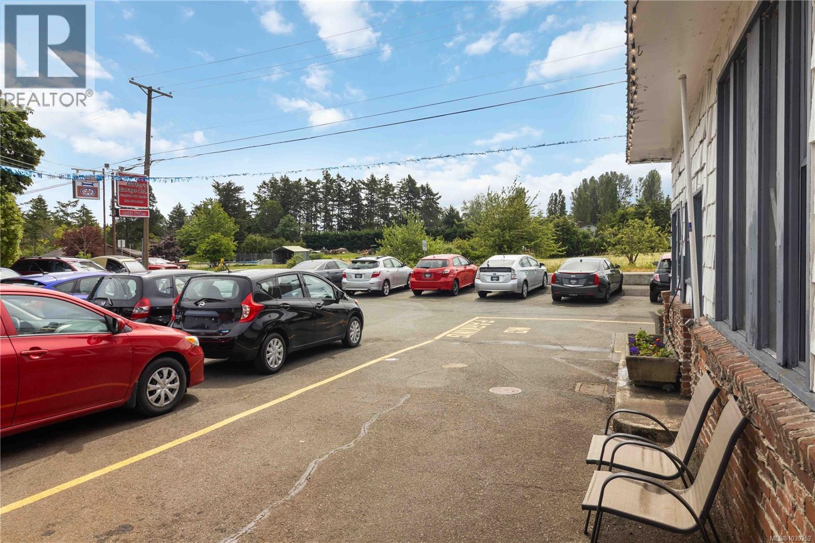  9139 East Saanich Road, North Saanich