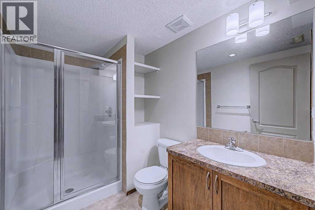 Single Family House for Sale in  Eversyde Mews SW Evergreen Calgary 