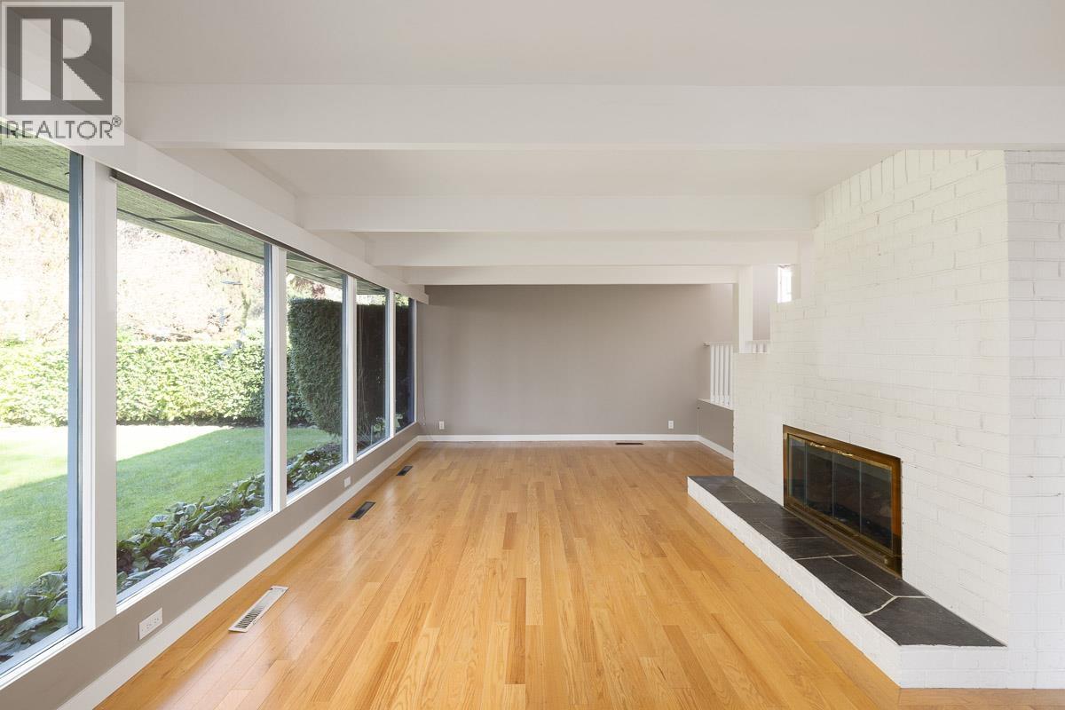 5735 BLUEBELL DRIVE, West Vancouver