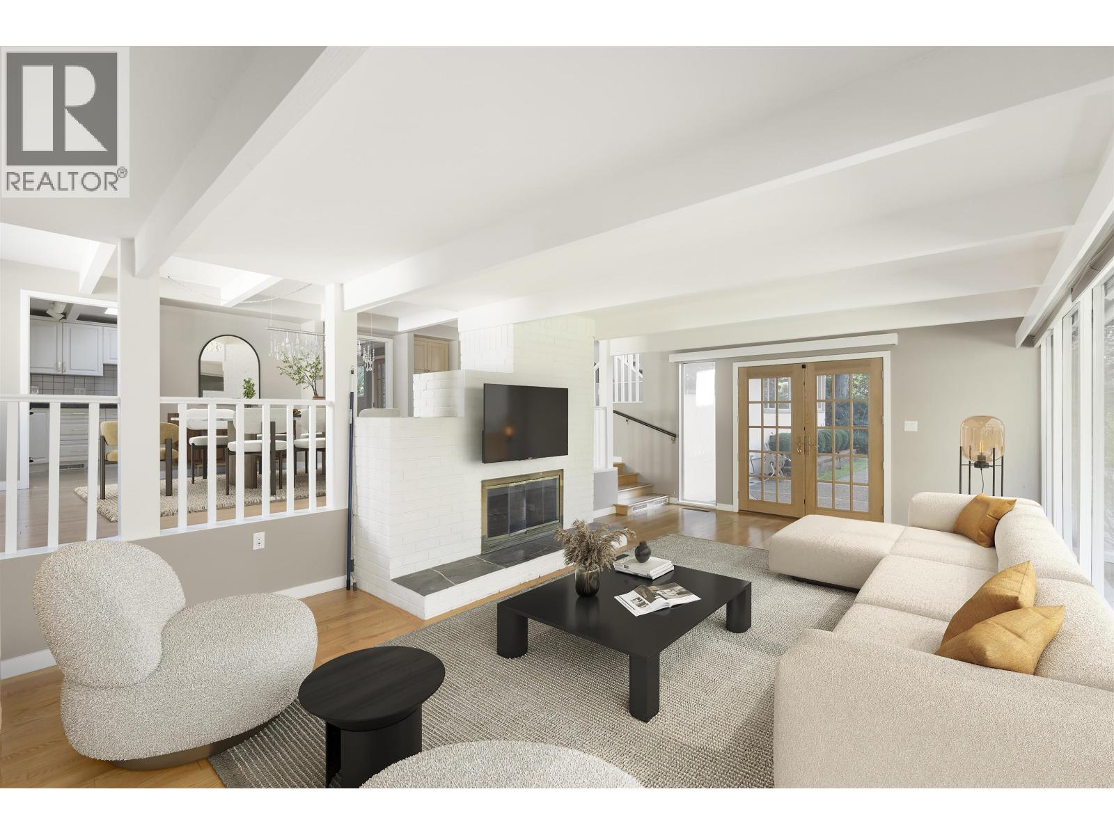 5735 BLUEBELL DRIVE, West Vancouver