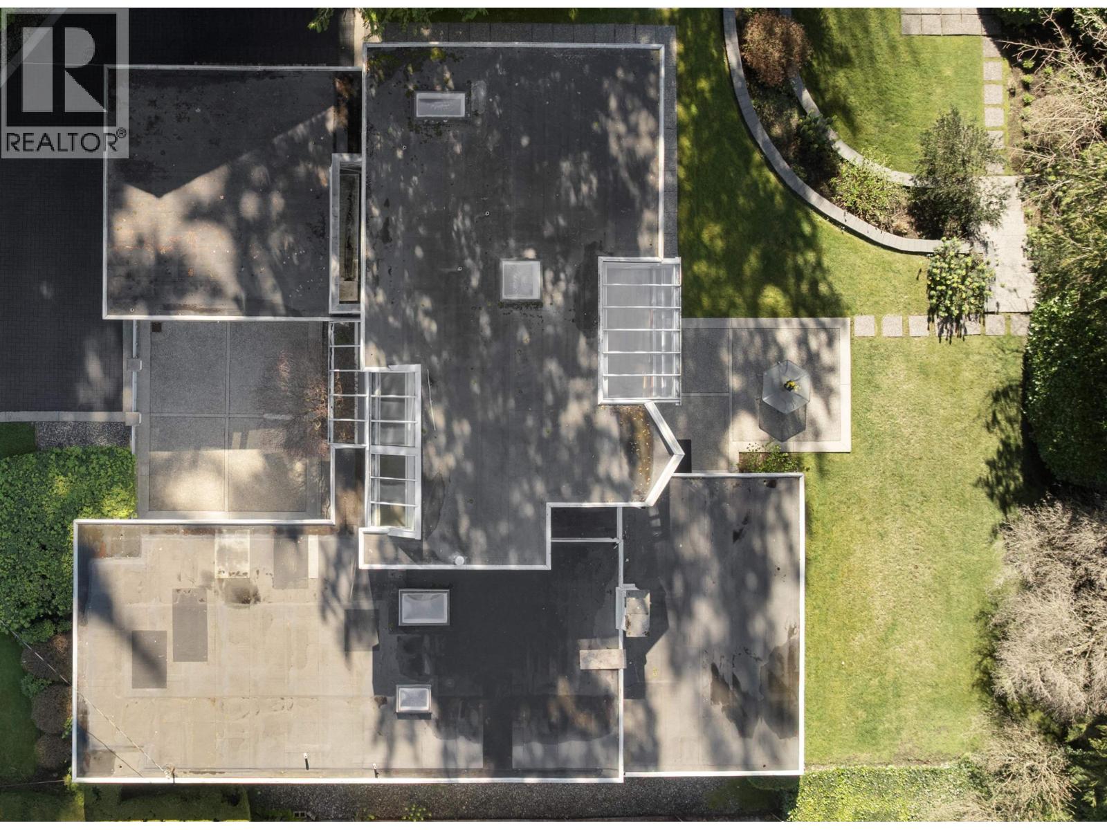 5735 BLUEBELL DRIVE, West Vancouver