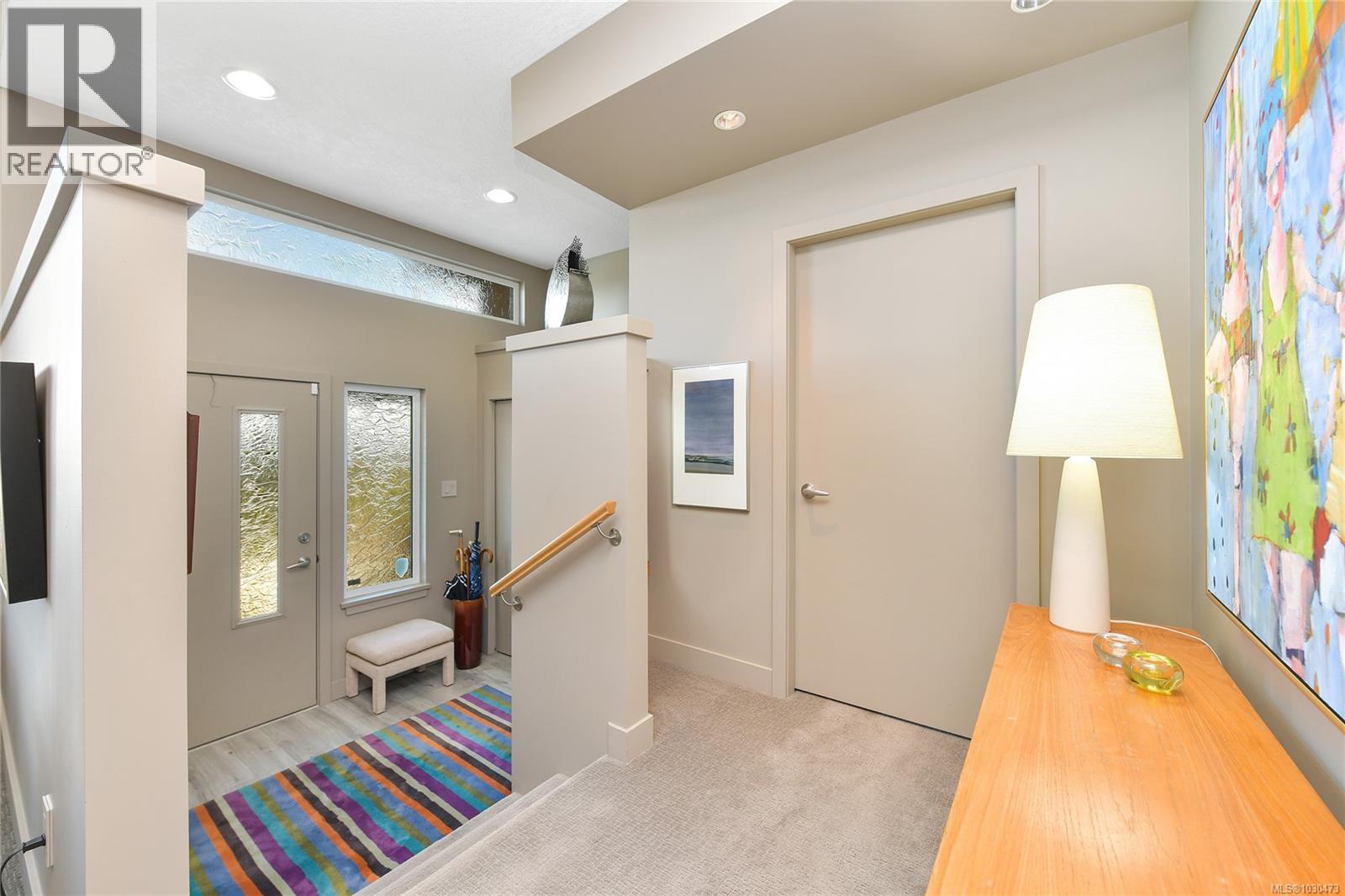 5384 SAYWARD HILL CRES - 5