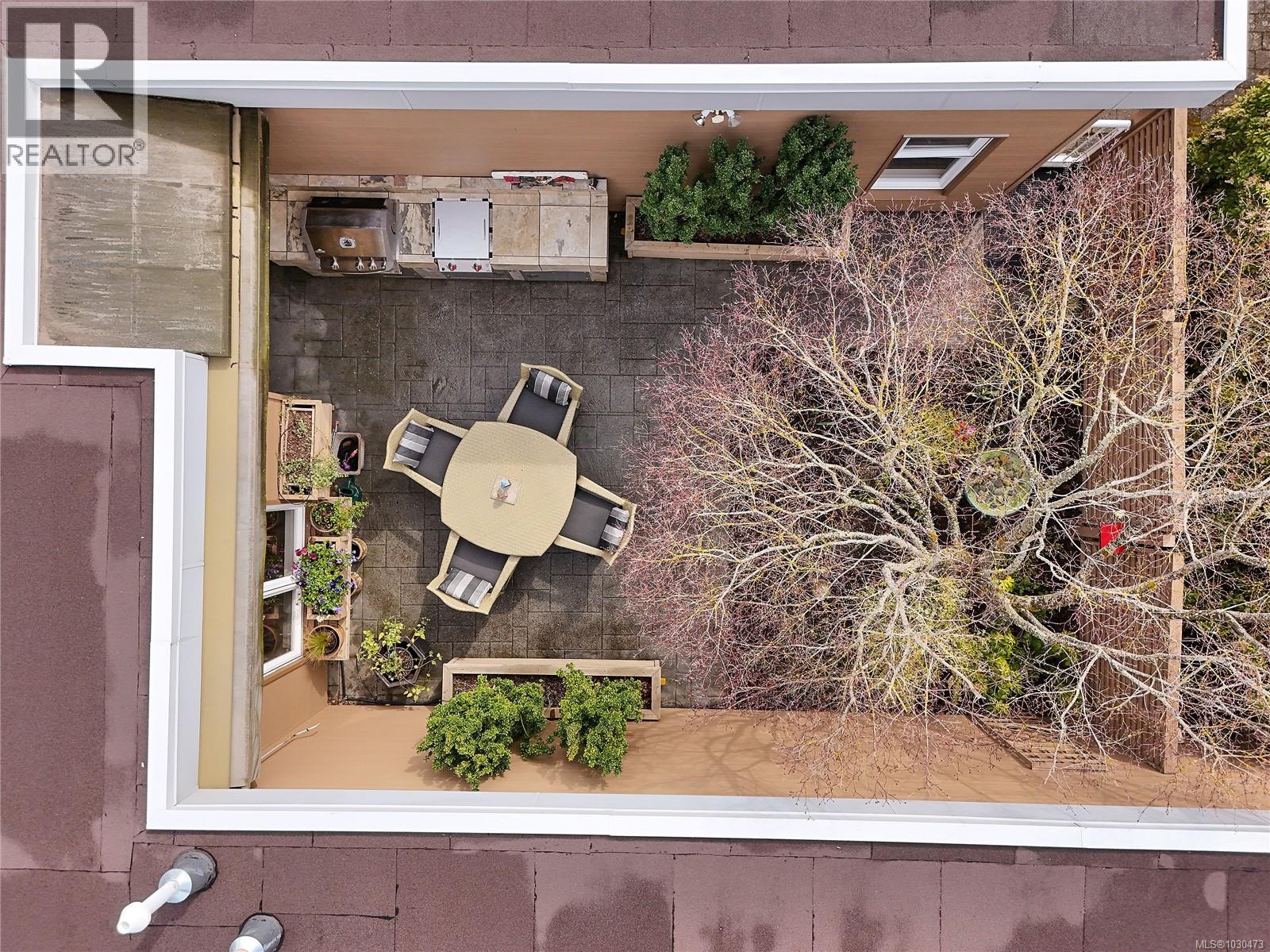 5384 SAYWARD HILL CRES - 50