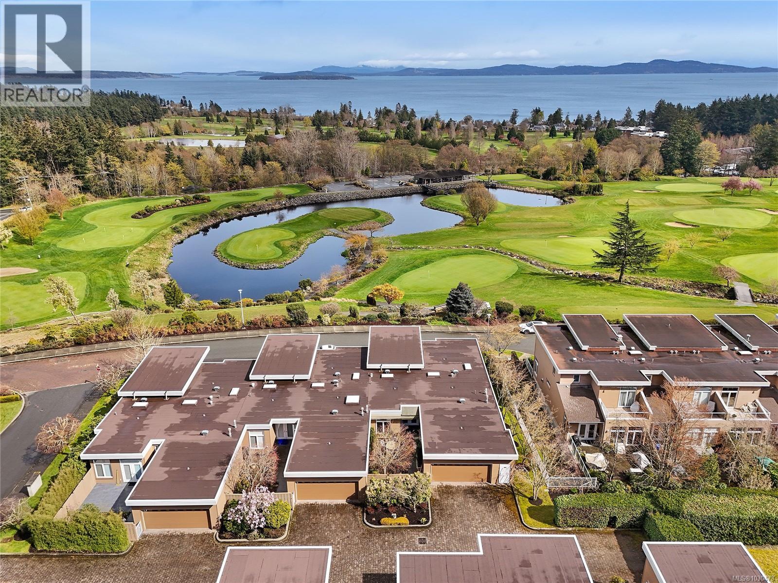 5384 SAYWARD HILL CRES - 58