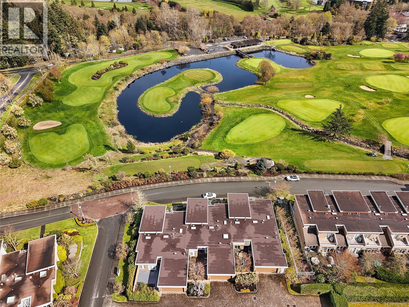 5384 SAYWARD HILL CRES - 61