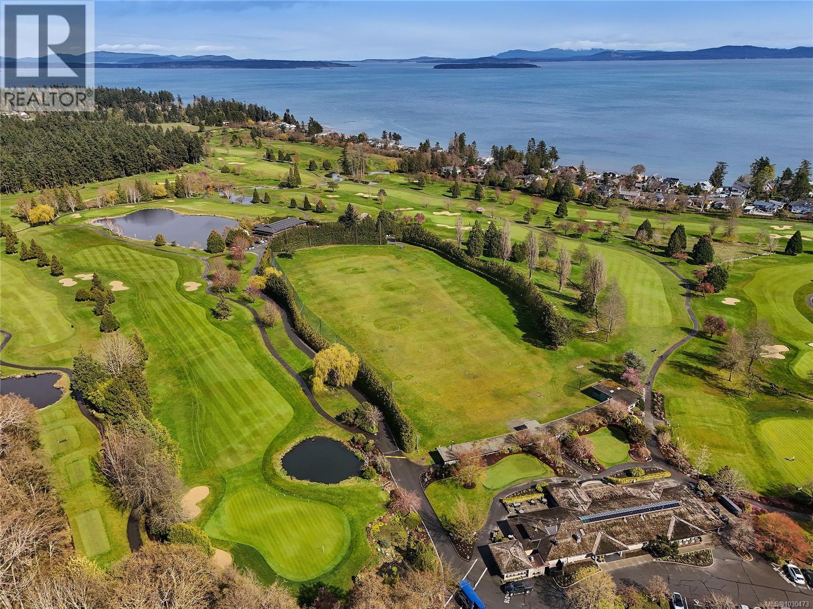 5384 SAYWARD HILL CRES - 64