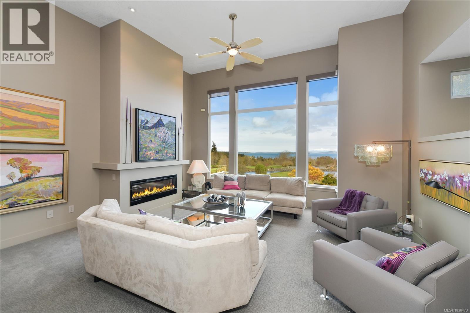 5384 SAYWARD HILL CRES - 7