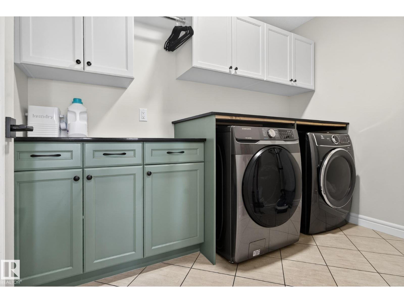 924 173 ST SW, Edmonton