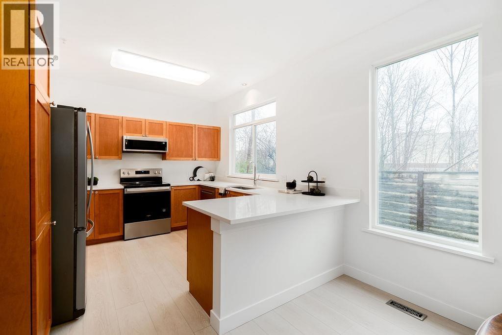 11888 SPRINGDALE DRIVE, Pitt Meadows