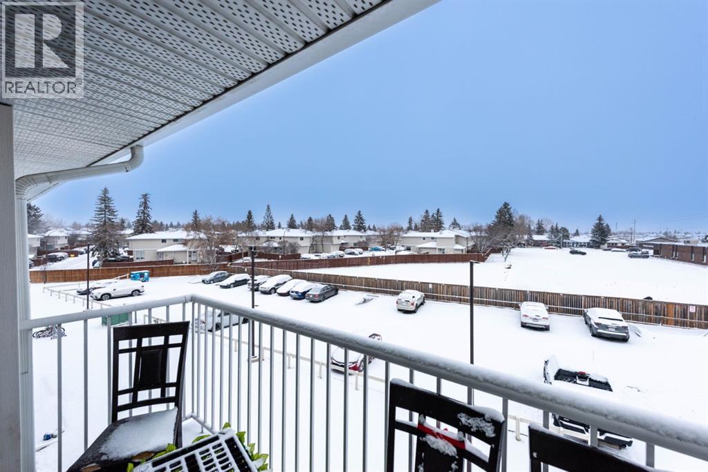 Single Family House for Sale in   Falsbridge Drive NE Falconridge Calgary 