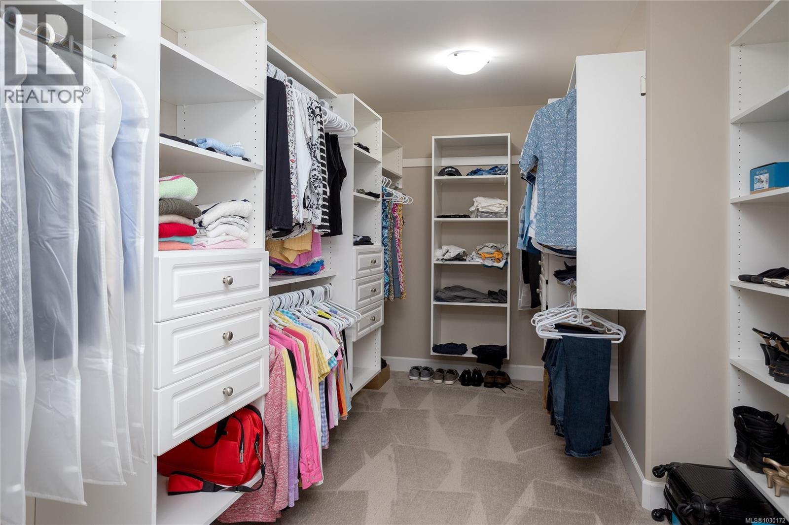  2336 Nicklaus Drive, Langford