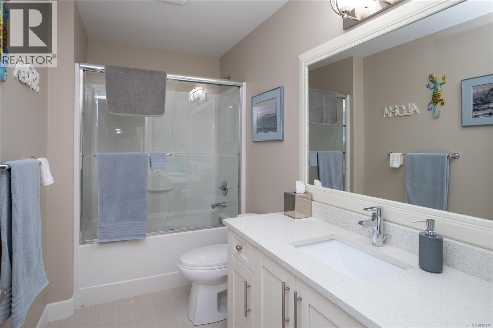  2336 Nicklaus Drive, Langford