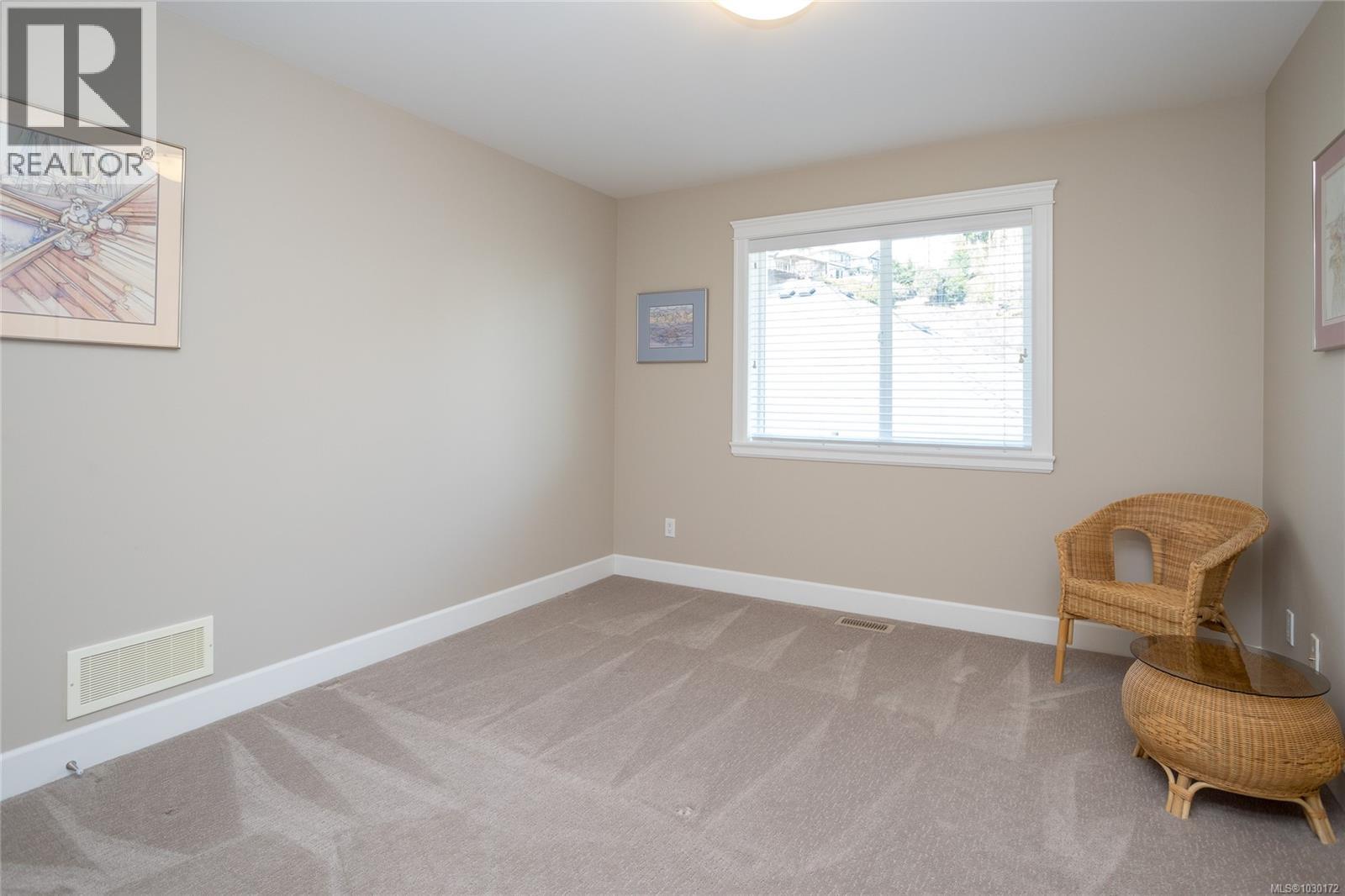  2336 Nicklaus Drive, Langford