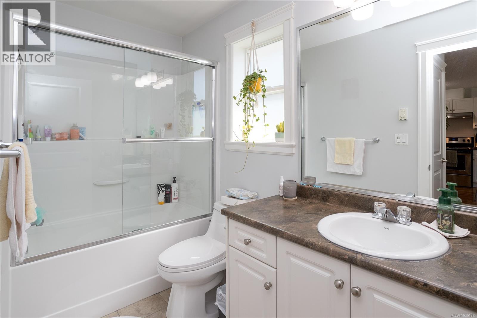  2336 Nicklaus Drive, Langford