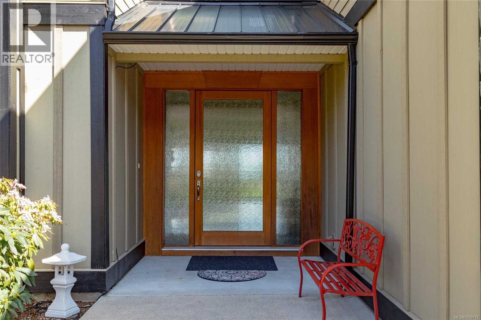  2336 Nicklaus Drive, Langford