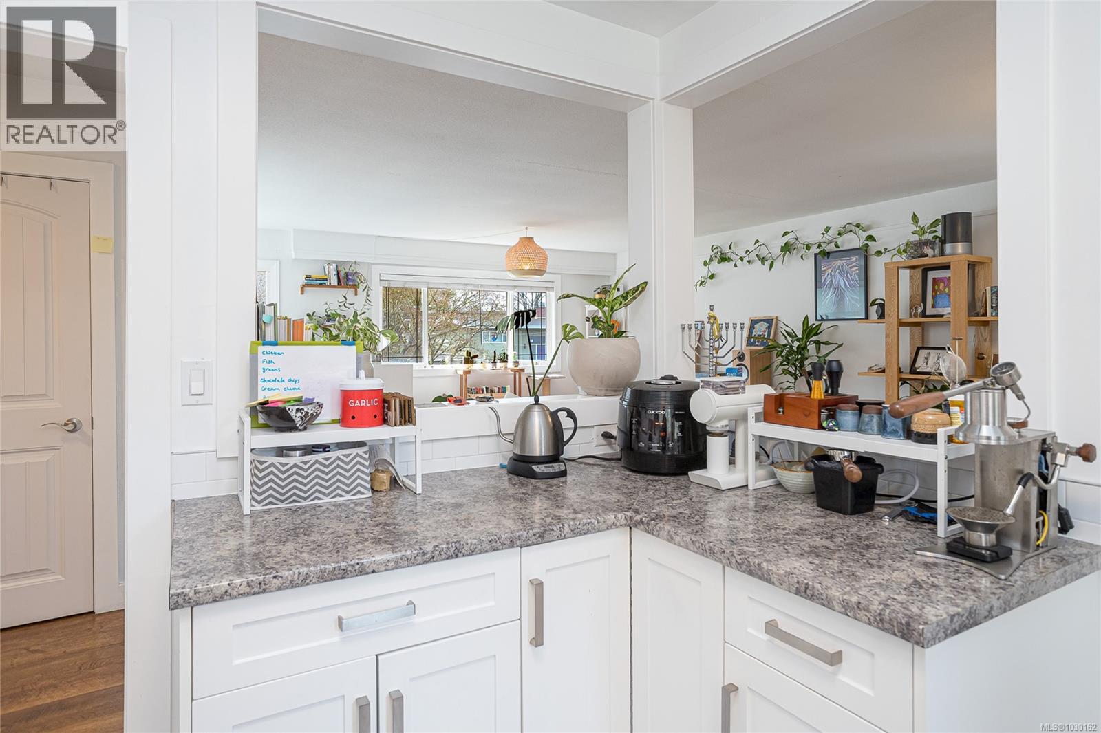  820-822 Leslie Drive, Saanich