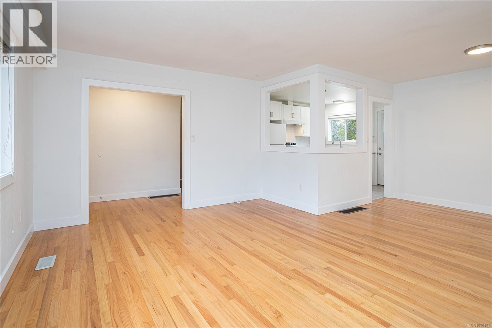  820-822 Leslie Drive, Saanich