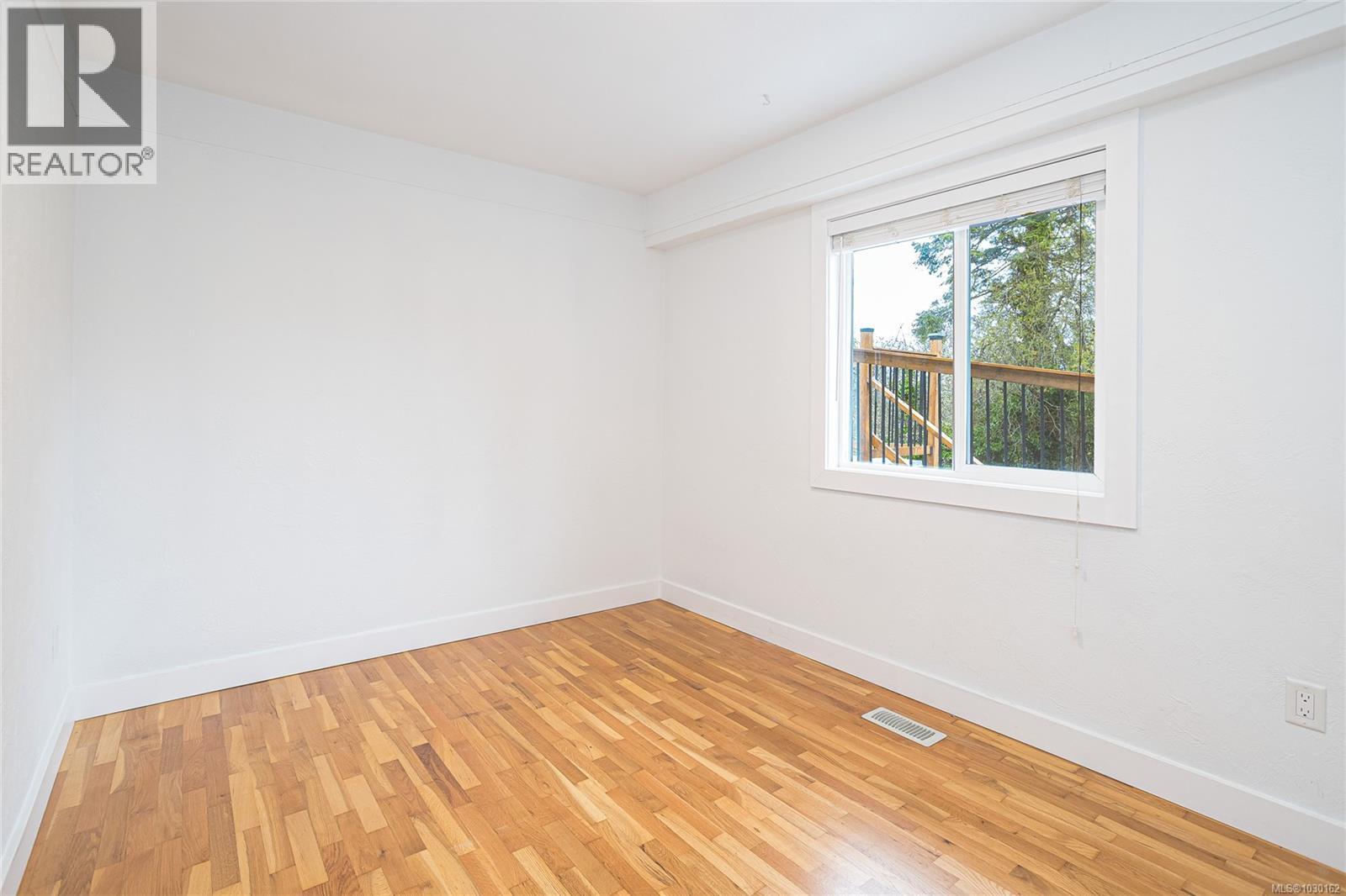  820-822 Leslie Drive, Saanich