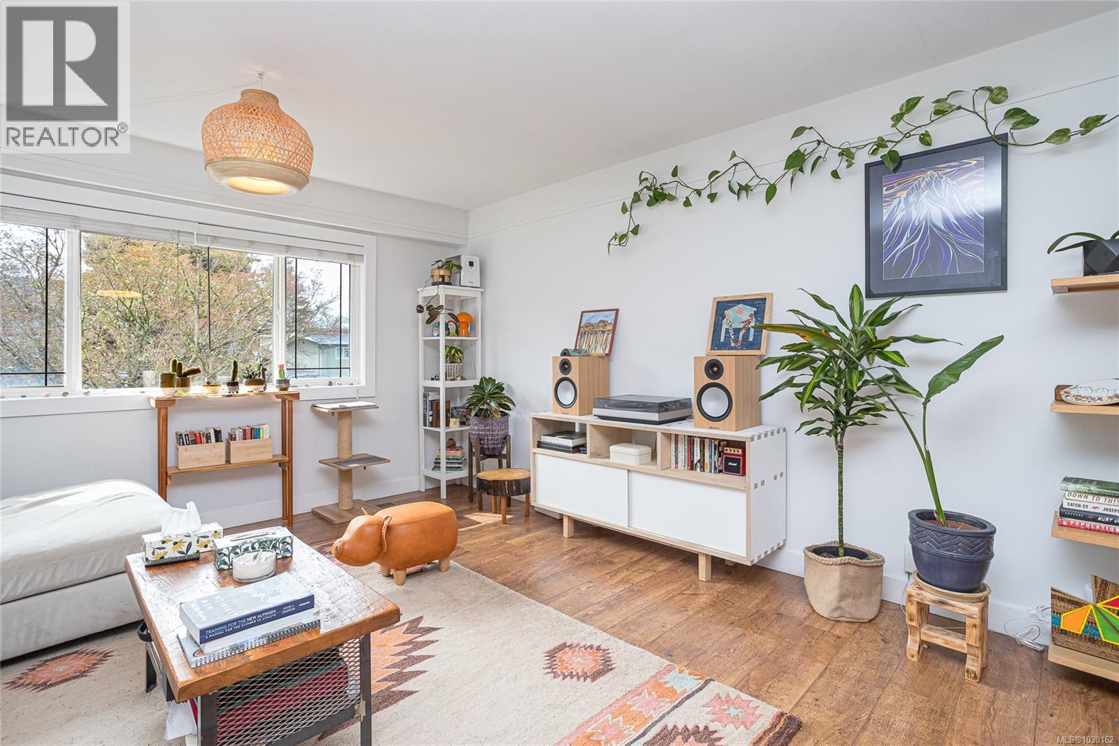  820-822 Leslie Drive, Saanich