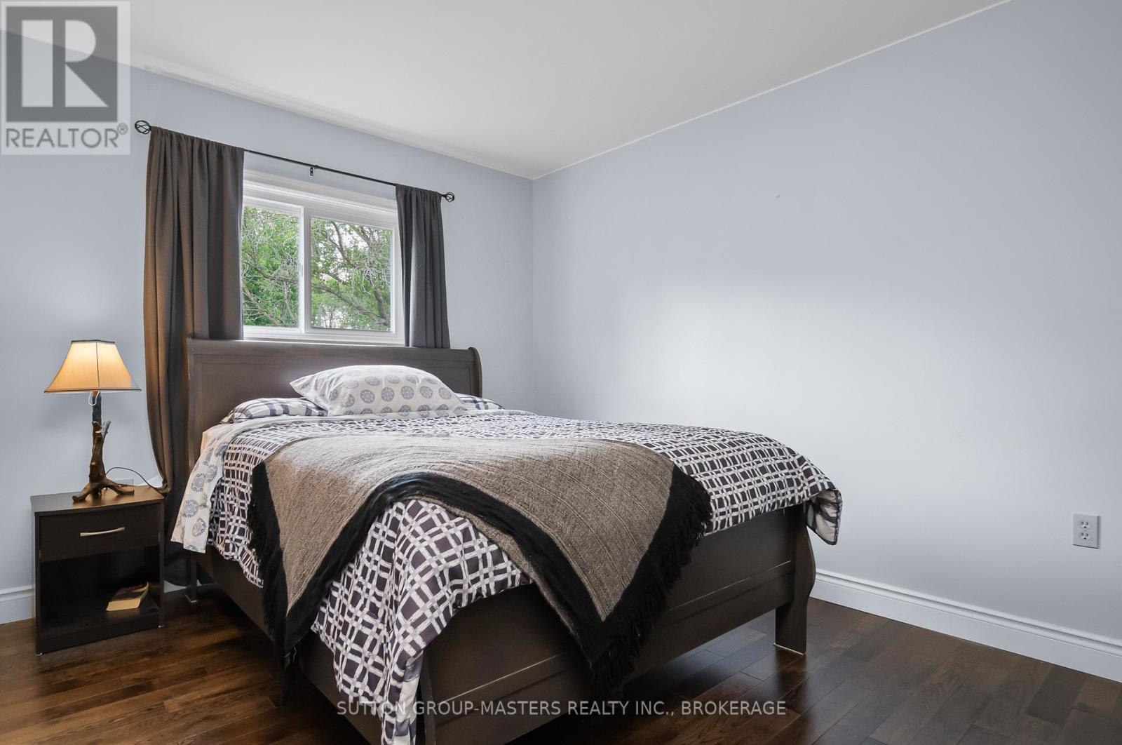 20B OAK LANE - 15